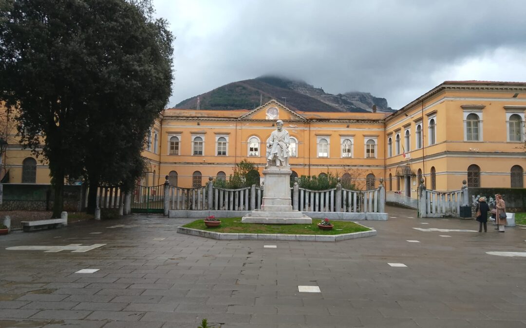 Assemblea sindacale: lunedì cambiano gli orari delle biblioteche di Carrara e Avenza