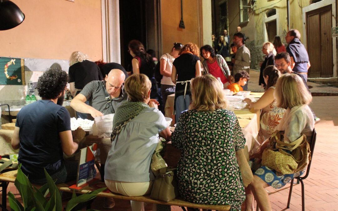 C/Art: venerdì 24 alle 18,30 l’inaugurazione al Baluardo con la sfilata del ‘Trame di pace’ e i busti di Lucy